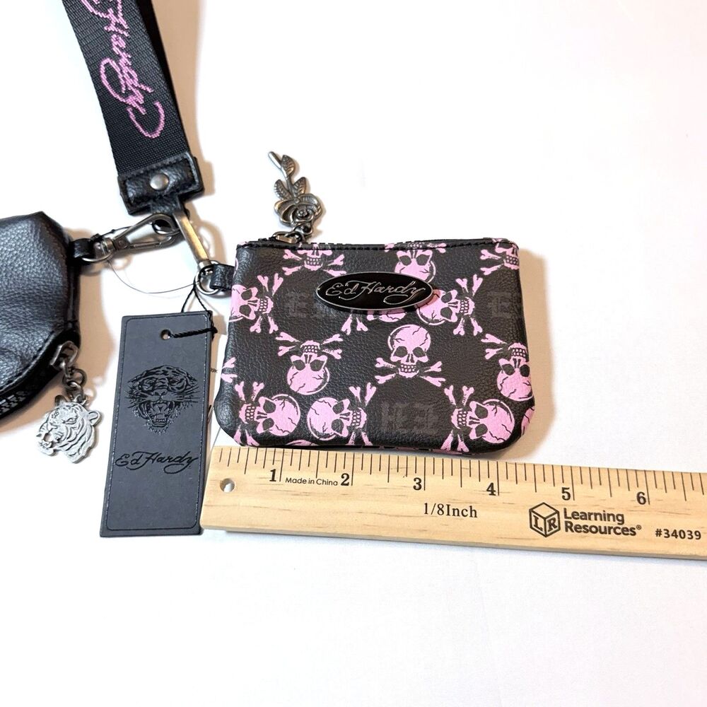 Ed Hardy Pink-Black Skulls Wallet & Wristlet Charms Keychain Double Pouch NWT - Picture 3 of 6